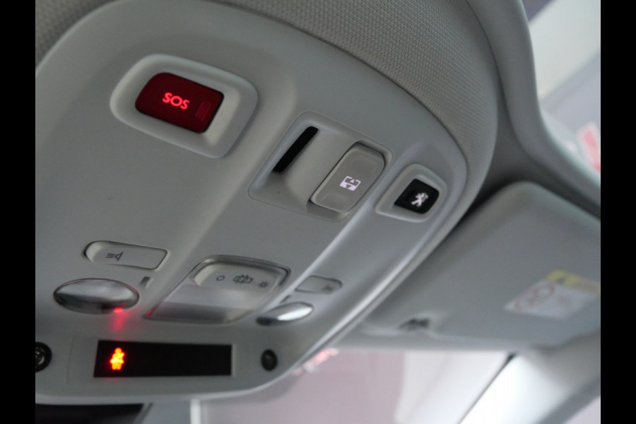 Peugeot 308 SW 1.2 PT EXECUTIVE | PANORAMA | TREKHAAK | CARPLAY | 110 PK | RIEM V.V.!!