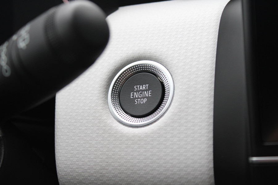 Renault Clio 1.0 TCe 90 Techno | Stoel + Stuurverwarming | Climate Control | Cruise Control | Navigatie | Lichtmetalen Velgen | Parkeersensoren Achter |