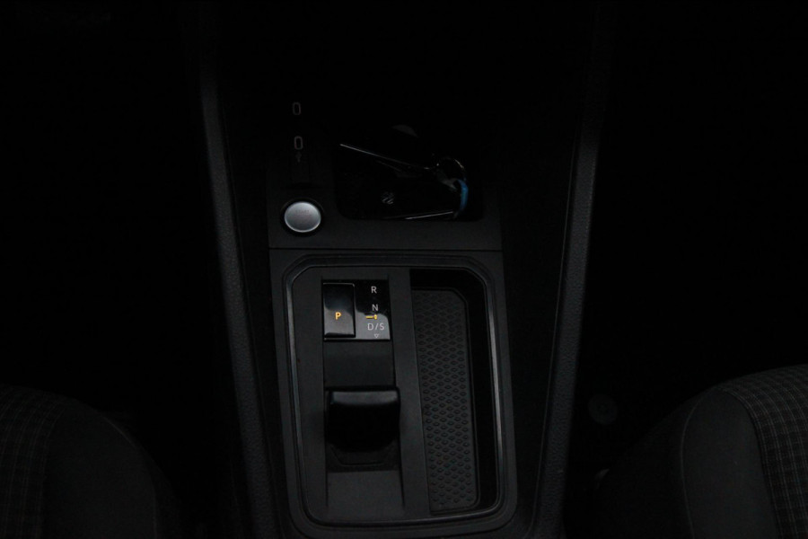 Volkswagen Caddy Cargo 2.0 TDI 1st Edition 122PK Automaat / Trekhaak / Camera / App connect