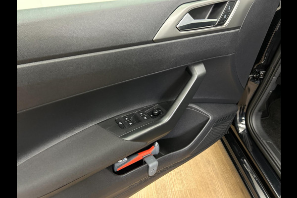 Volkswagen Polo Occasion 1.0 TSI Comfortline | Zwart | Tweedehands Volkswagen Polo | Airco | Carplay