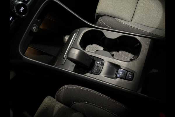 Volvo XC40 T4 Aut. Plug-In Hybrid Core Bright CC Parkeercamera 211pk