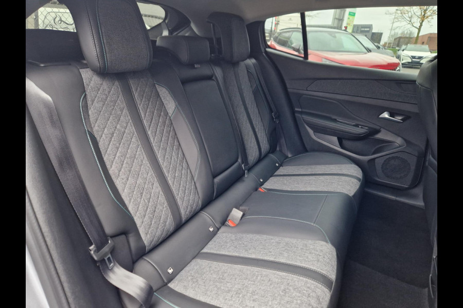 Peugeot 408 1.2 Allure 130PK EAT8 /1e eigenaar