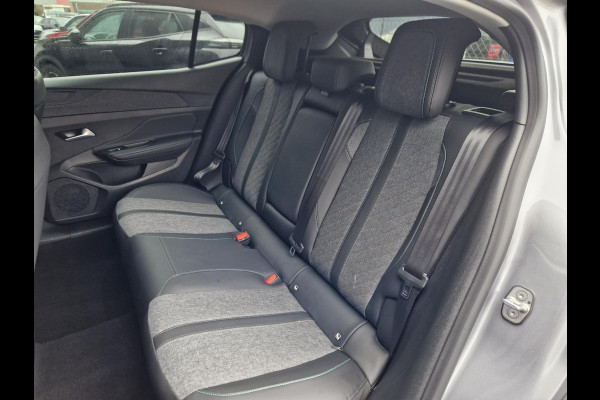 Peugeot 408 1.2 Allure 130PK EAT8 /1e eigenaar