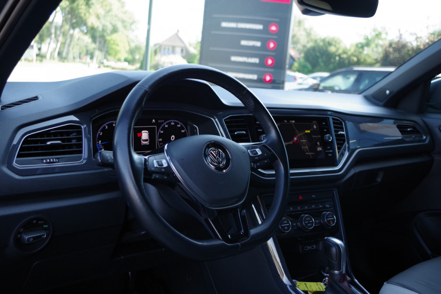 Volkswagen T-Roc 2.0 TSI 4Motion 190 PK R-Line Automaat, *NL-AUTO*, Panoramadak, Winterpakket, Carplay, Camera, Beats-Audio