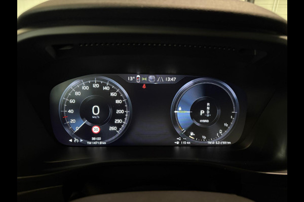 Volvo XC40 T4 Aut. Plug-in hybrid Plus Bright CC Luxe Stoelen Navi Parkeercamera 211pk