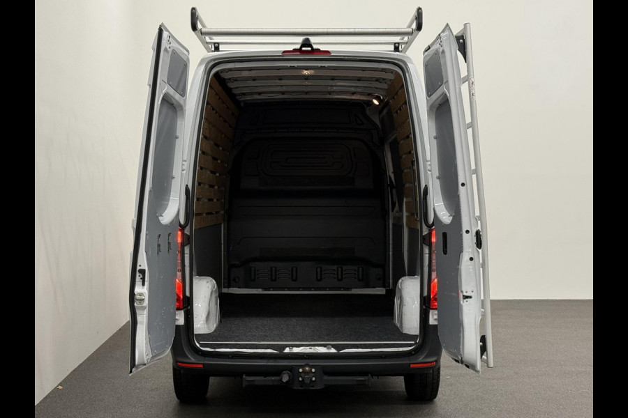 Mercedes-Benz Sprinter L2H2 FWD Automaat Airco Cruise Control Navi Trekhaak Imperiaal