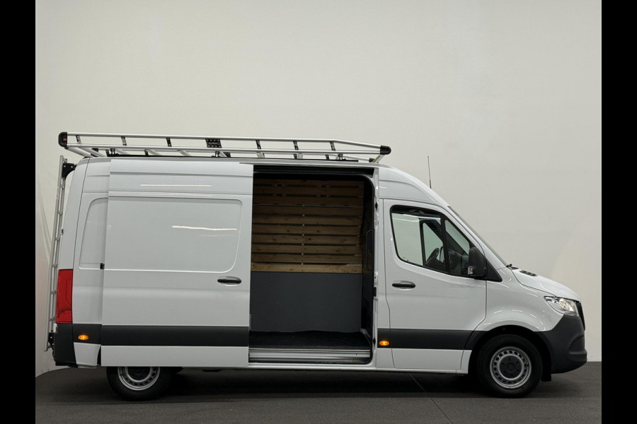 Mercedes-Benz Sprinter L2H2 FWD Automaat Airco Cruise Control Navi Trekhaak Imperiaal