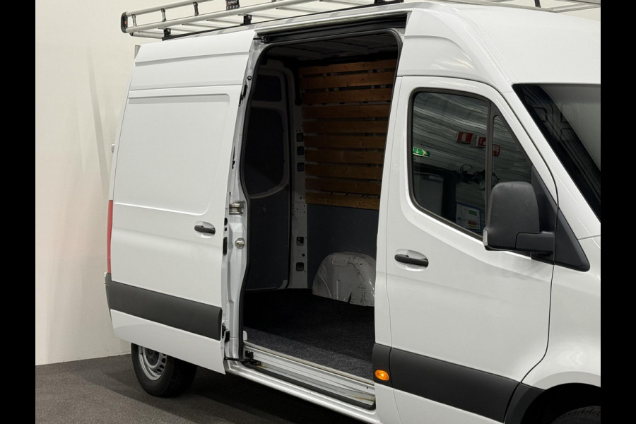 Mercedes-Benz Sprinter L2H2 FWD Automaat Airco Cruise Control Navi Trekhaak Imperiaal