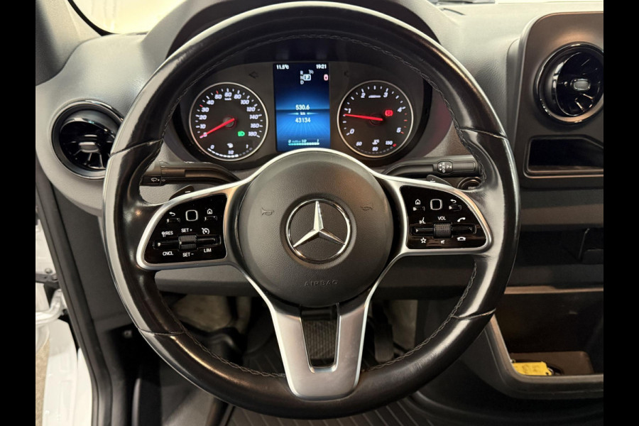 Mercedes-Benz Sprinter L2H2 FWD Automaat Airco Cruise Control Navi Trekhaak Imperiaal