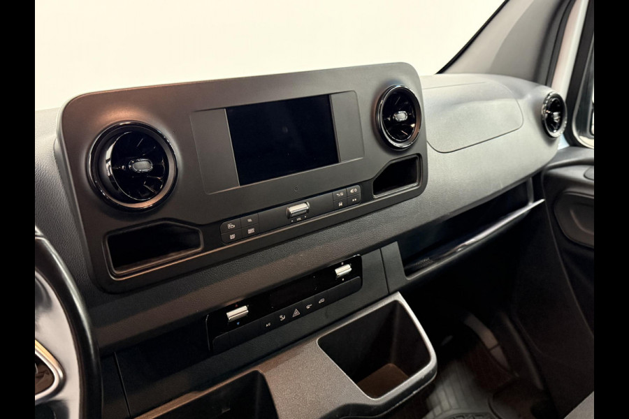 Mercedes-Benz Sprinter L2H2 FWD Automaat Airco Cruise Control Navi Trekhaak Imperiaal