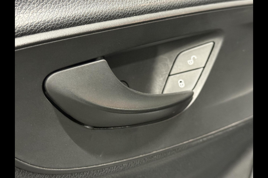 Mercedes-Benz Sprinter L2H2 FWD Automaat Airco Cruise Control Navi Trekhaak Imperiaal