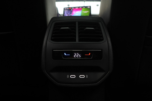 CUPRA Formentor 2.0 TSI 4DRIVE Panodak Leer 360° Memory PDC Elektr. bedienbare achterklep Stuurverwarming Navi Climate voor & achter Zwart hemelbekleding Stoelverwarming Virtual cockpit Keyless Entry & Go LM velgen