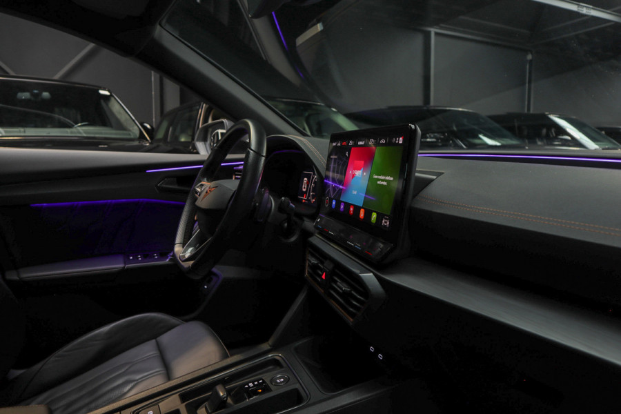 CUPRA Formentor 2.0 TSI 4DRIVE Panodak Leer 360° Memory PDC Elektr. bedienbare achterklep Stuurverwarming Navi Climate voor & achter Zwart hemelbekleding Stoelverwarming Virtual cockpit Keyless Entry & Go LM velgen