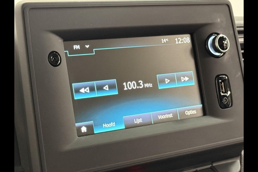 Renault Master T33 2.3 dCi 135PK L2H2 BPM VRIJ! Airco Cruise control Parkeersensoren Navigatie Trekhaak