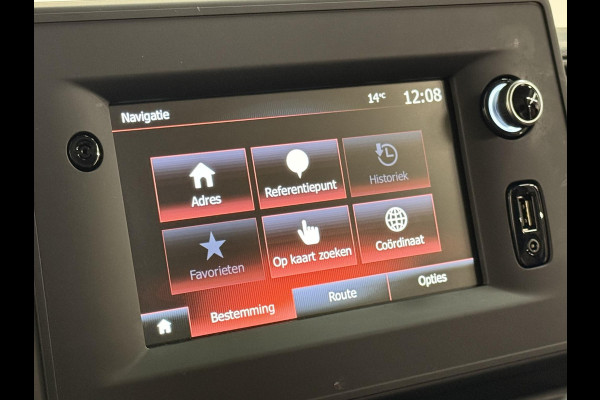 Renault Master T33 2.3 dCi 135PK L2H2 BPM VRIJ! Airco Cruise control Parkeersensoren Navigatie Trekhaak