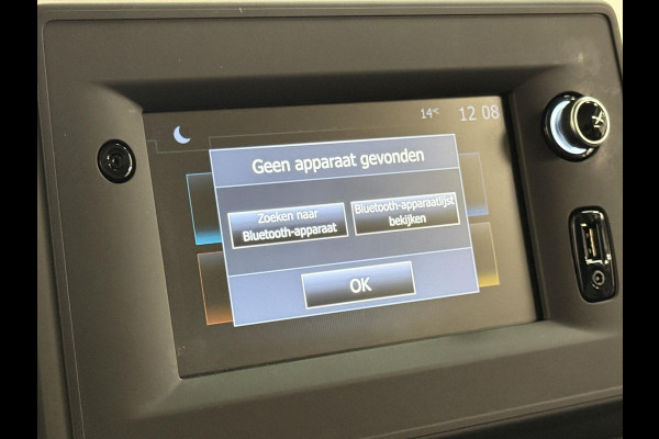 Renault Master T33 2.3 dCi 135PK L2H2 BPM VRIJ! Airco Cruise control Parkeersensoren Navigatie Trekhaak