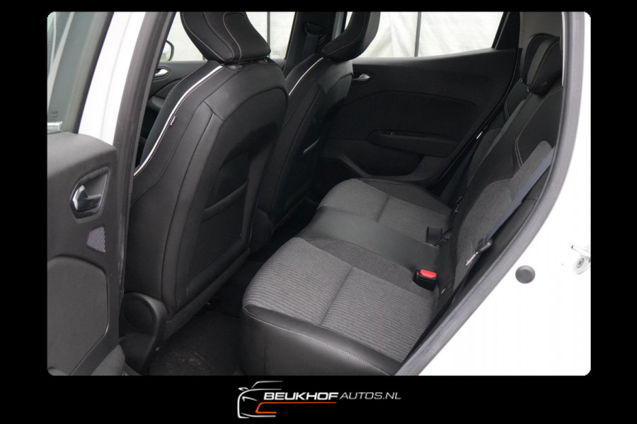 Renault Clio 1.0 TCe Intens Half Leer Carplay Parkeersensor