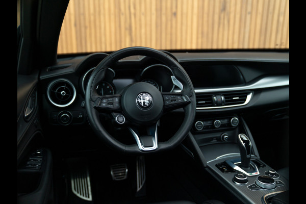 Alfa Romeo Stelvio 2.0T 280pk AWD Veloce | Pano-dak | Adapt. cruise | Performance Pack | CarPlay