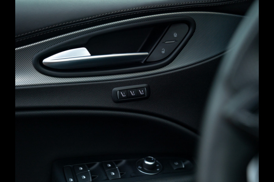 Alfa Romeo Stelvio 2.0T 280pk AWD Veloce | Pano-dak | Adapt. cruise | Performance Pack | CarPlay