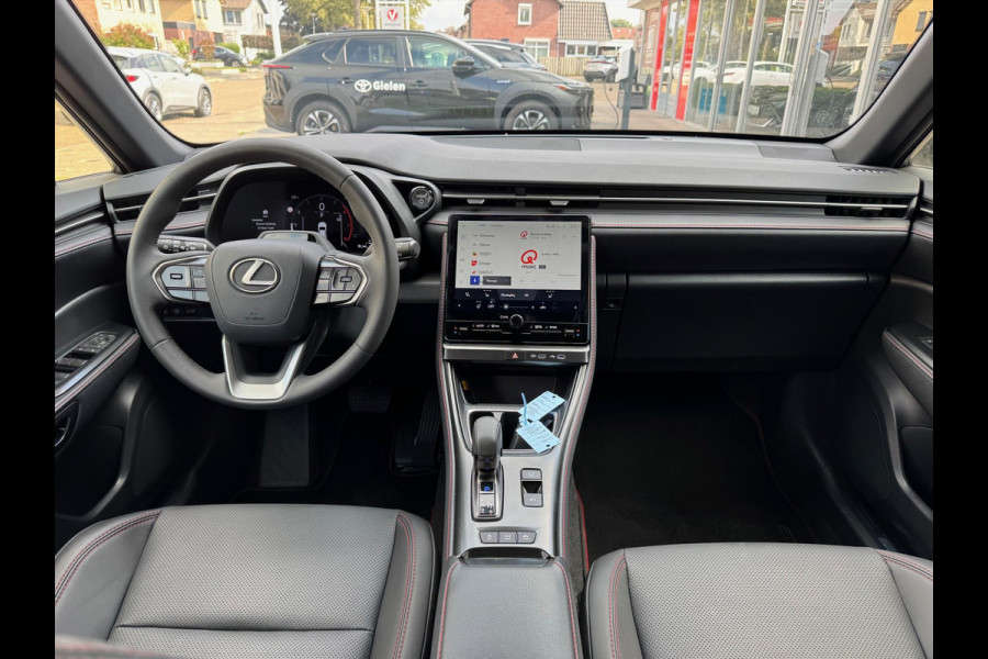 Lexus LBX 1.5 Hybrid Emotion Tech Pack | Leer, Elektrische achterklep, Keyless, Stoel + Stuurverwarming, 18 inch, Privacy glass