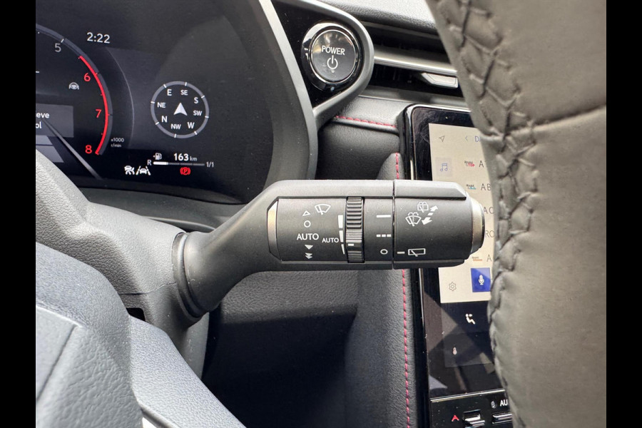 Lexus LBX 1.5 Hybrid Emotion Tech Pack | Leer, Elektrische achterklep, Keyless, Stoel + Stuurverwarming, 18 inch, Privacy glass