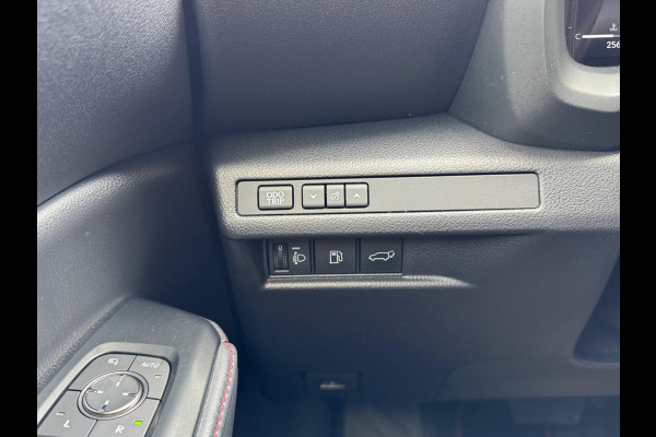 Lexus LBX 1.5 Hybrid Emotion Tech Pack | Leer, Elektrische achterklep, Keyless, Stoel + Stuurverwarming, 18 inch, Privacy glass