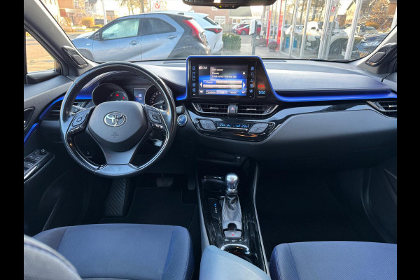 Toyota C-HR 1.8 Hybrid Bi-Tone Plus | JBL, LED Pakket, Dodehoekherkenning, Navigatie, Parkeersensoren, Stoelverwarming, Keyless, 18 inch