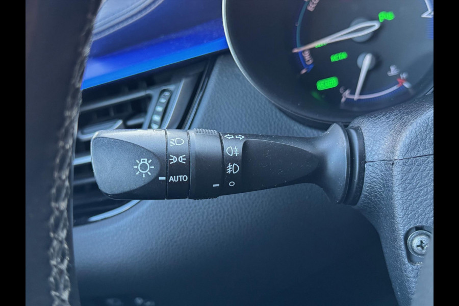 Toyota C-HR 1.8 Hybrid Bi-Tone Plus | JBL, LED Pakket, Dodehoekherkenning, Navigatie, Parkeersensoren, Stoelverwarming, Keyless, 18 inch