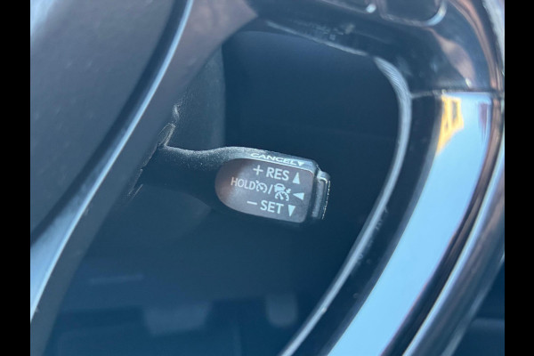 Toyota C-HR 1.8 Hybrid Bi-Tone Plus | JBL, LED Pakket, Dodehoekherkenning, Navigatie, Parkeersensoren, Stoelverwarming, Keyless, 18 inch