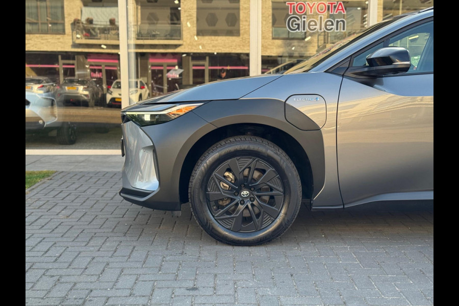 Toyota Bz4x 71,4 kWh 204pk Dynamic | Groot scherm, 360 Camera, Parkeersensoren, Elektrische achterklep, LED, Stoel + Stuurverwarming