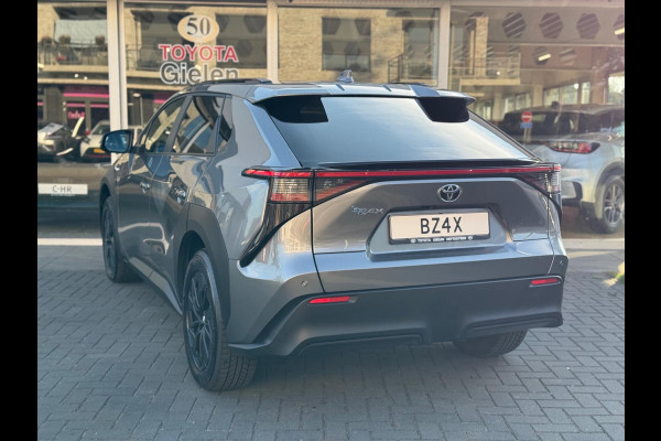 Toyota Bz4x 71,4 kWh 204pk Dynamic | Groot scherm, 360 Camera, Parkeersensoren, Elektrische achterklep, LED, Stoel + Stuurverwarming
