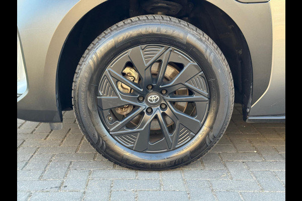 Toyota Bz4x 71,4 kWh 204pk Dynamic | Groot scherm, 360 Camera, Parkeersensoren, Elektrische achterklep, LED, Stoel + Stuurverwarming