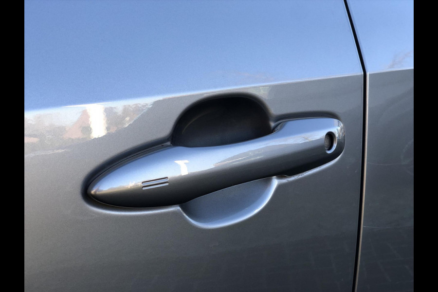 Toyota Bz4x 71,4 kWh 204pk Dynamic | Groot scherm, 360 Camera, Parkeersensoren, Elektrische achterklep, LED, Stoel + Stuurverwarming