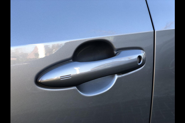 Toyota Bz4x 71,4 kWh 204pk Dynamic | Groot scherm, 360 Camera, Parkeersensoren, Elektrische achterklep, LED, Stoel + Stuurverwarming