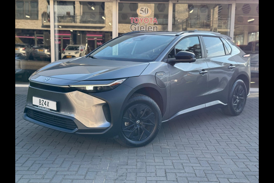 Toyota Bz4x 71,4 kWh 204pk Dynamic | Groot scherm, 360 Camera, Parkeersensoren, Elektrische achterklep, LED, Stoel + Stuurverwarming