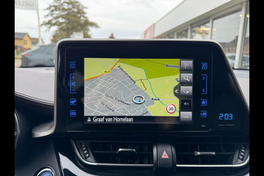 Toyota C-HR 1.8 Hybrid Executive | Stoelverwarming, Navigatie, Keyless, Leer/Stof, 18 Inch