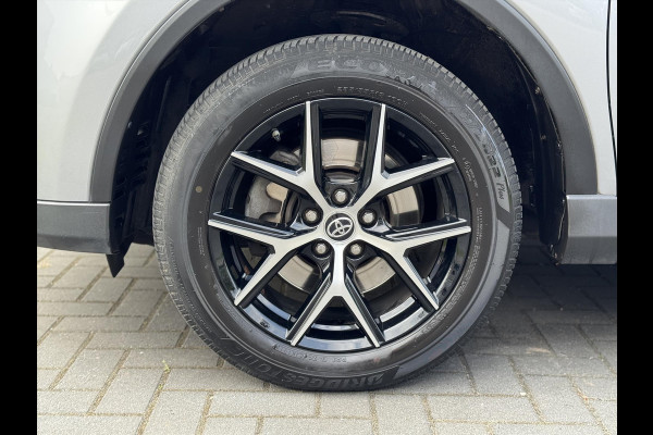 Toyota RAV4 2.5 Hybrid AWD Executive Business | 360 camera, Stoel/stuurverwarming, Adaptive cruise control, Navigatie, 1.650KG trekgewicht