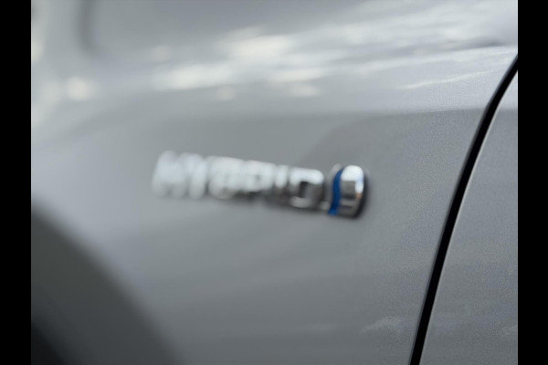 Toyota RAV4 2.5 Hybrid AWD Executive Business | 360 camera, Stoel/stuurverwarming, Adaptive cruise control, Navigatie, 1.650KG trekgewicht