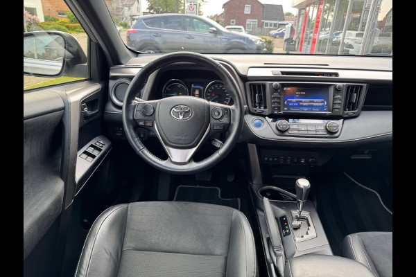 Toyota RAV4 2.5 Hybrid AWD Executive Business | 360 camera, Stoel/stuurverwarming, Adaptive cruise control, Navigatie, 1.650KG trekgewicht
