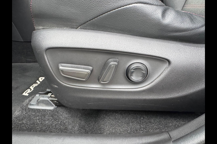 Toyota RAV4 2.5 Plug-in Hybrid AWD Bi-Tone Plus | Head up display, JBL, Leer, Geheugenfunctie, 360 camera, Stuurverwarming, Blind Spot