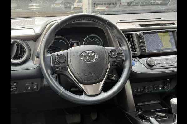Toyota RAV4 2.5 Hybrid AWD Style | Navigatie, Stoel + Stuurverwarming, Parkeersensoren, Keyless, 18 inch, 1.650KG Trekgewicht, 4X4
