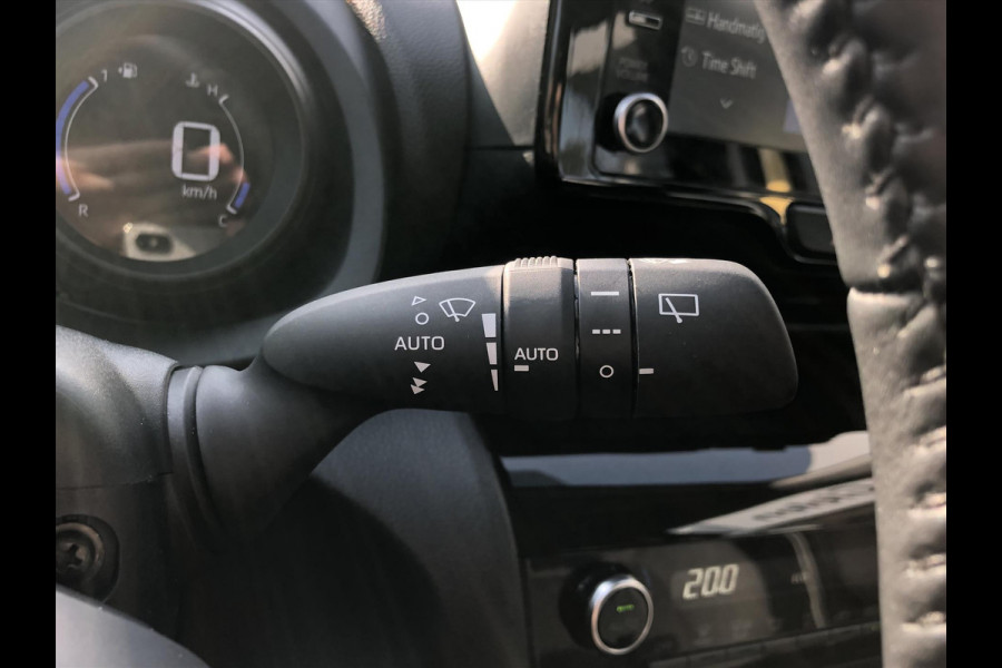 Toyota Yaris Cross 1.5 Hybrid Active | Apple CarPlay/Android auto, LED, Parkeercamera, Adaptive cruise control, Climate control