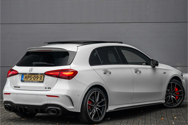 Mercedes-Benz A-Klasse AMG 35 4MATIC Night Pano 360° Nieuwstaat