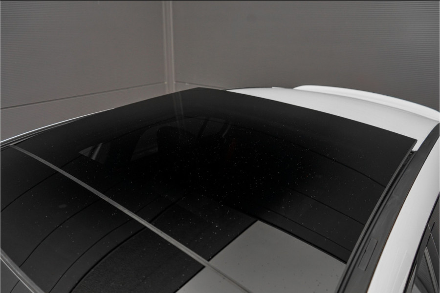 Mercedes-Benz A-Klasse AMG 35 4MATIC Night Pano 360° Nieuwstaat