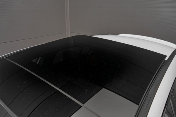 Mercedes-Benz A-Klasse AMG 35 4MATIC Night Pano 360° Nieuwstaat