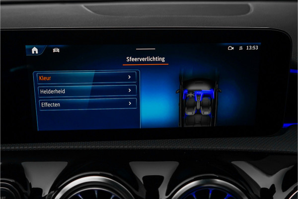 Mercedes-Benz A-Klasse AMG 35 4MATIC Night Pano 360° Nieuwstaat