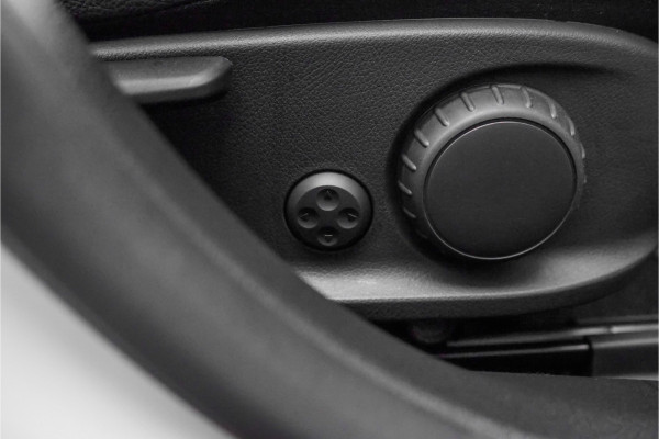 Mercedes-Benz A-Klasse AMG 35 4MATIC Night Pano 360° Nieuwstaat