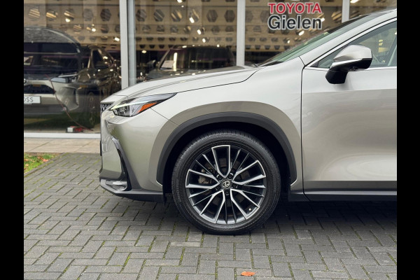 Lexus NX 450h+ AWD Executive Line | Head up display, 20 inch, Geheugenfunctie, Stoelventilatie, 360 Camera, Groot scherm, Dodehoekherkenn