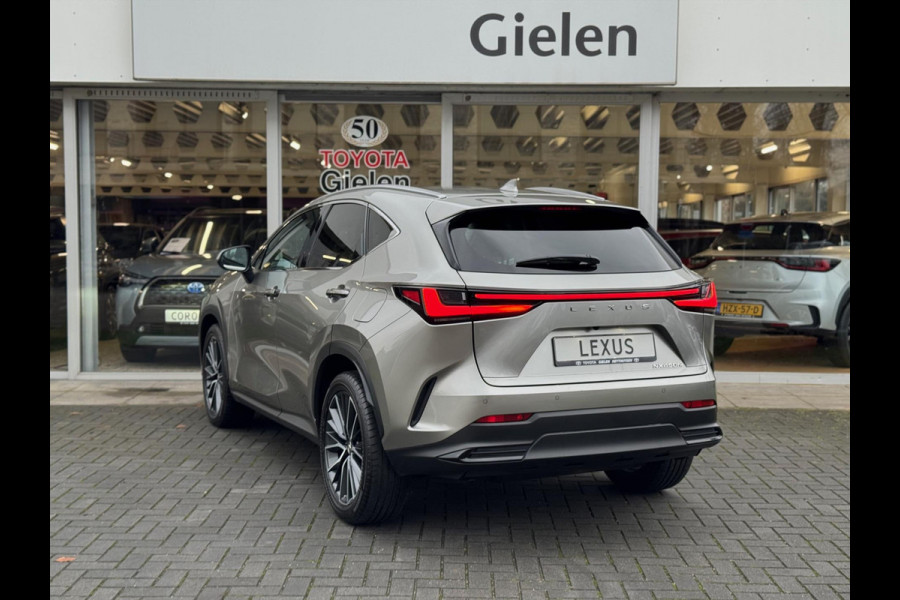 Lexus NX 450h+ AWD Executive Line | Head up display, 20 inch, Geheugenfunctie, Stoelventilatie, 360 Camera, Groot scherm, Dodehoekherkenn