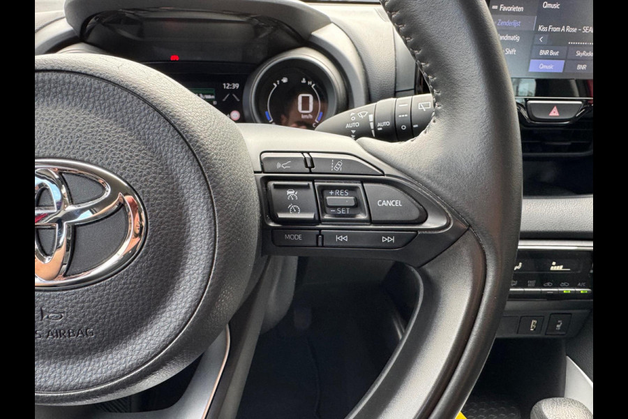 Toyota Yaris 1.5 Hybrid Dynamic | Stoelverwarming, Keyless, Apple Carplay/Android auto, Parkeercamera, LED